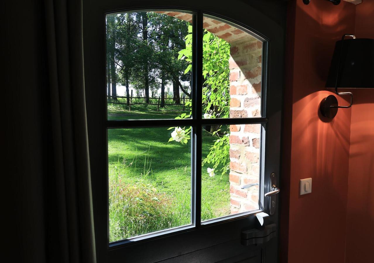 Domaine De Fresnoy Bed and Breakfast Loison-sur-Créquoise Exteriör bild