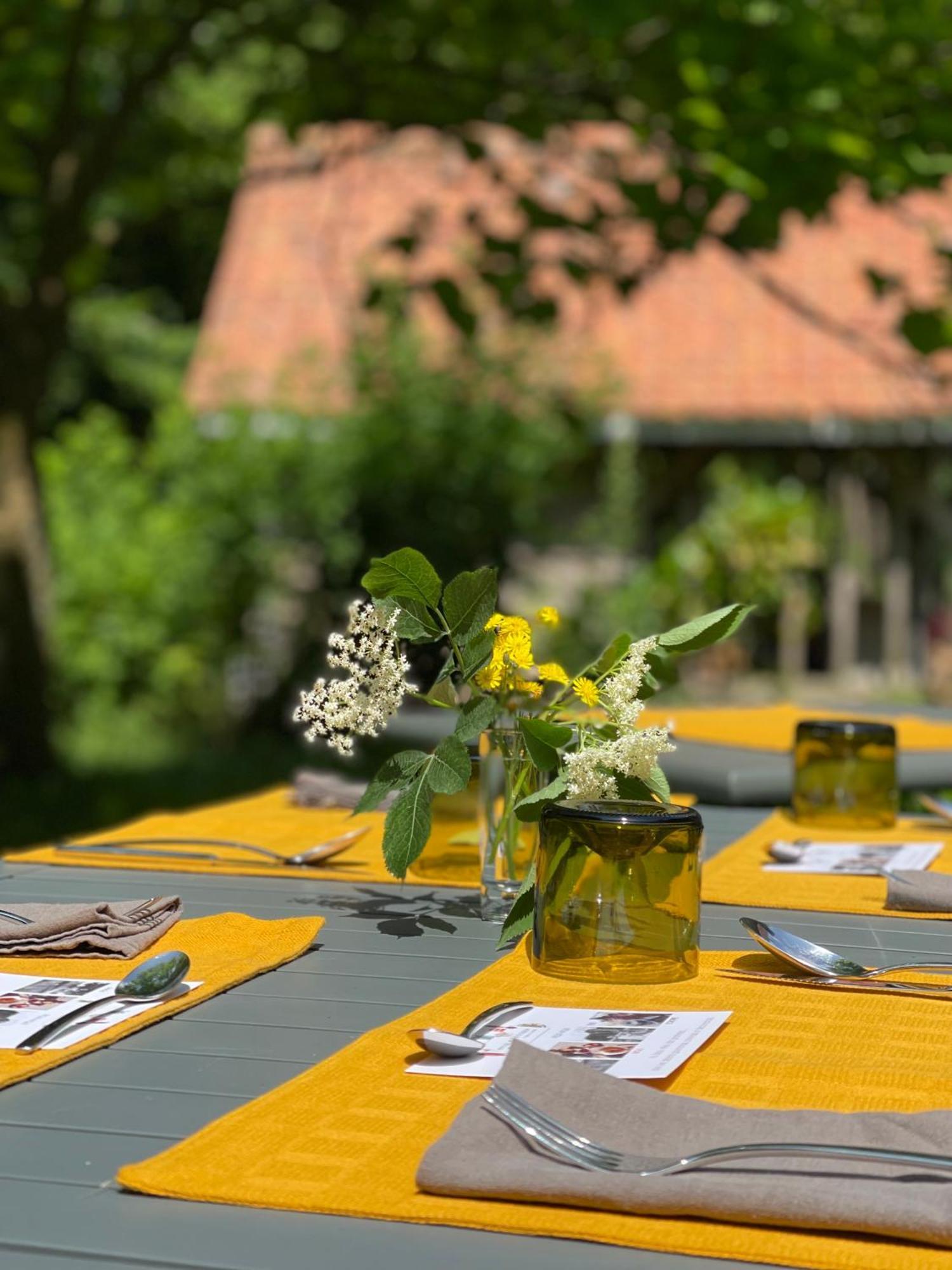 Domaine De Fresnoy Bed and Breakfast Loison-sur-Créquoise Exteriör bild
